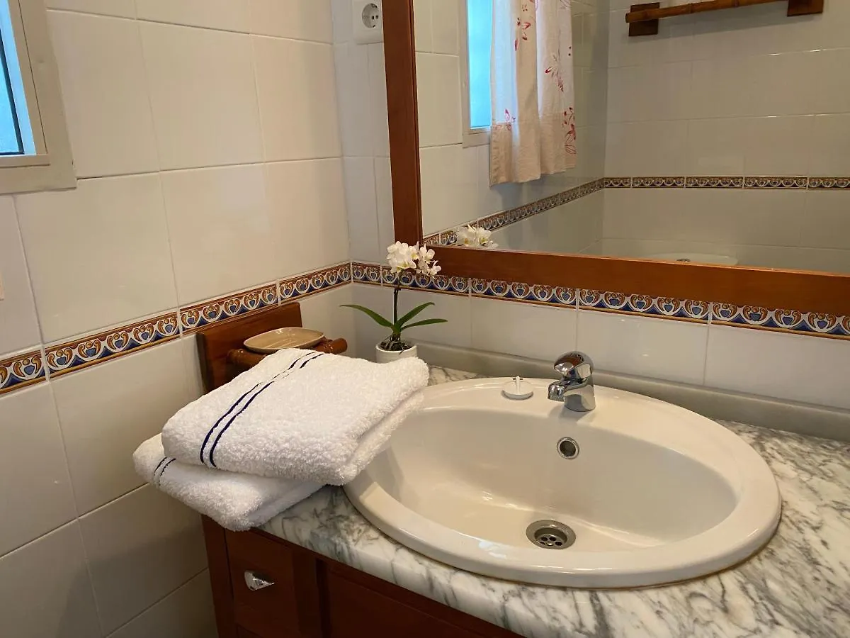 Casa de Férias Detached Holiday House, 2 Bedrooms, Private Garden, Pool Alhaurín de la Torre